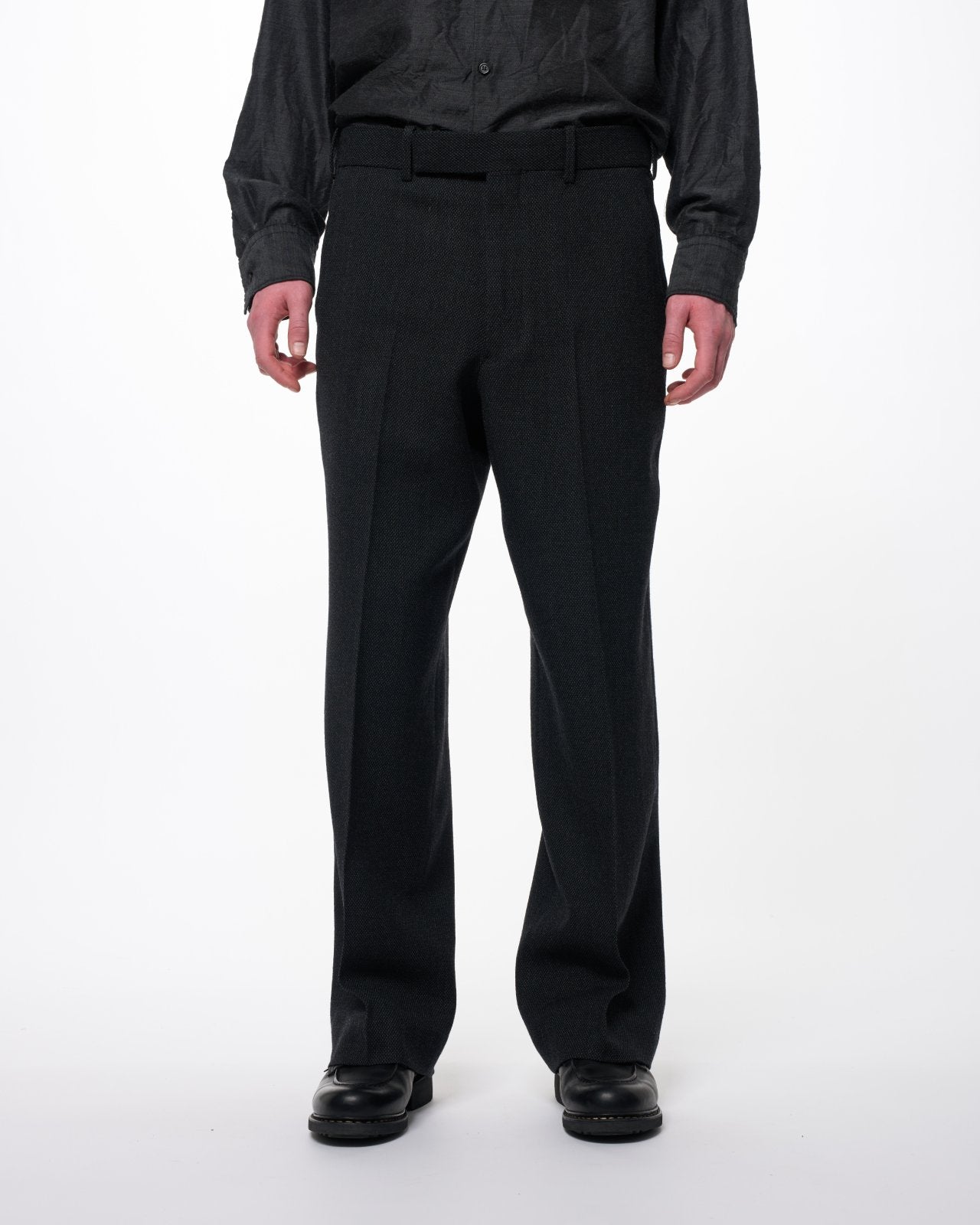 Tumbled Wool Serge / Regular Fit Straight Trousers, Gray Bird’s-Eye